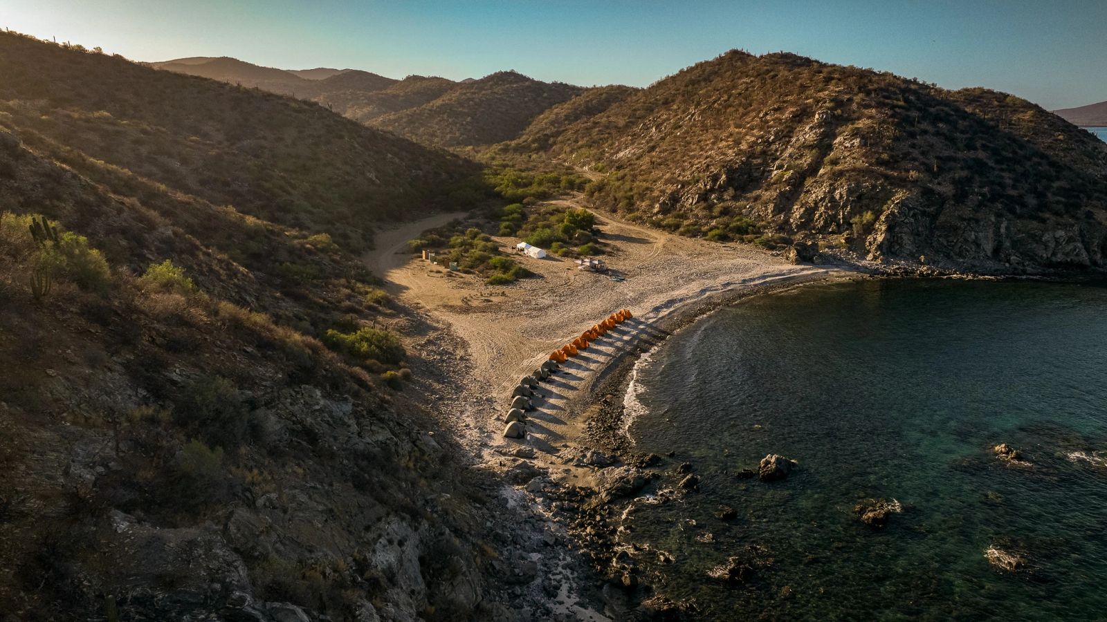 LA VENTANA EXPEDITION CAMP